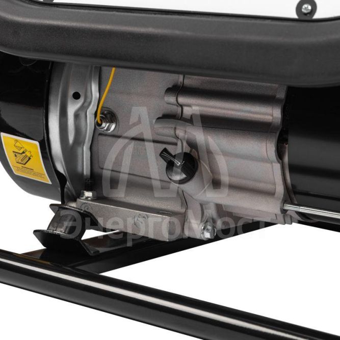 Генератор бензиновый KR3300 3.3кВт 230В 15л ручной стартер KRANZ KR-16-1133