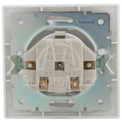 Розетка 1-м СП Мира с защ. крышкой керам. с заземл. бел./бел. LEZARD 701-0202-123