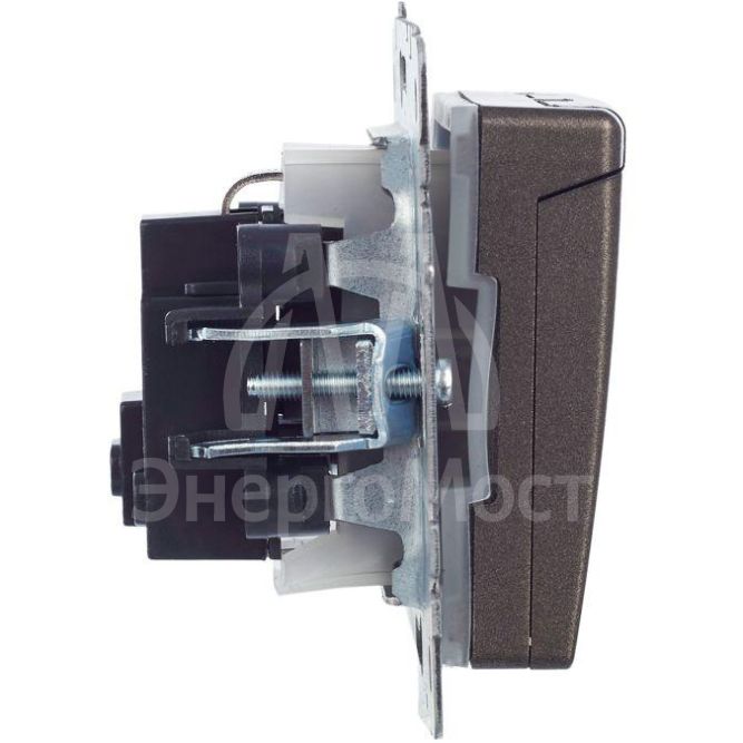 Розетка BRITE РСбш10-3-44-БрТБ 16А IP44 с заземл. защ. шторки с крышкой бронза IEK BR-R16-16-44-K45