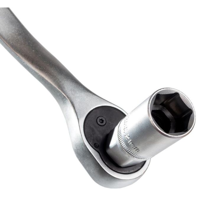 Набор инструментов НАИ-08/110 КВТ 82135