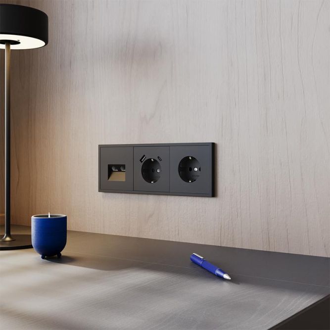 Розетка компьютерная 2-м СП S70 RJ45 + RJ45 кат.6 механизм черн. матов. Voltum VLS060208