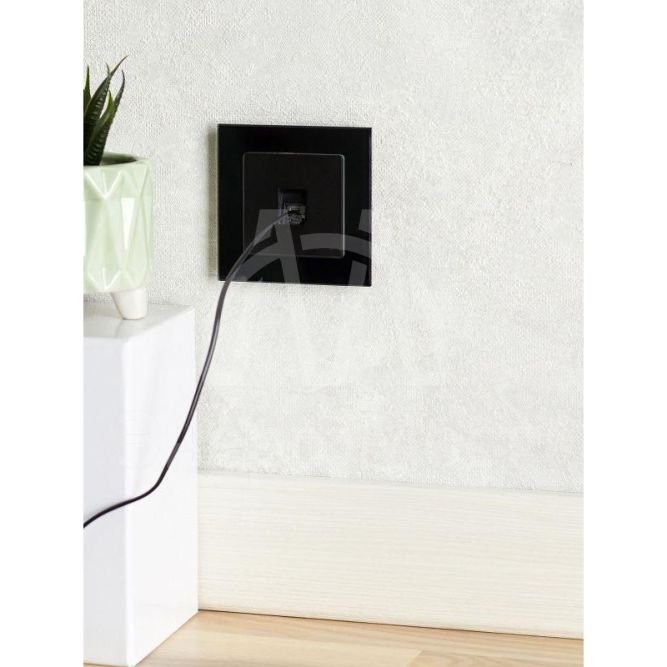 Розетка компьютерная СП RJ45 кат.5E BRITE РК10-БрЧ черн. IEK BR-K10-1-K02