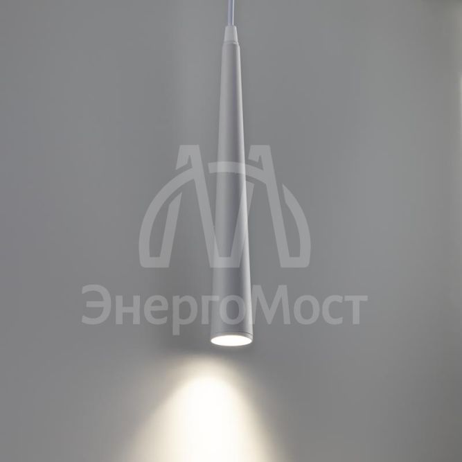 Светильник трековый подвес светодиодный ARTLINE 40х40х300мм 12Вт 960Лм 4000К 230В алюм. 6.4кв.м бел. Ritter 59712 8