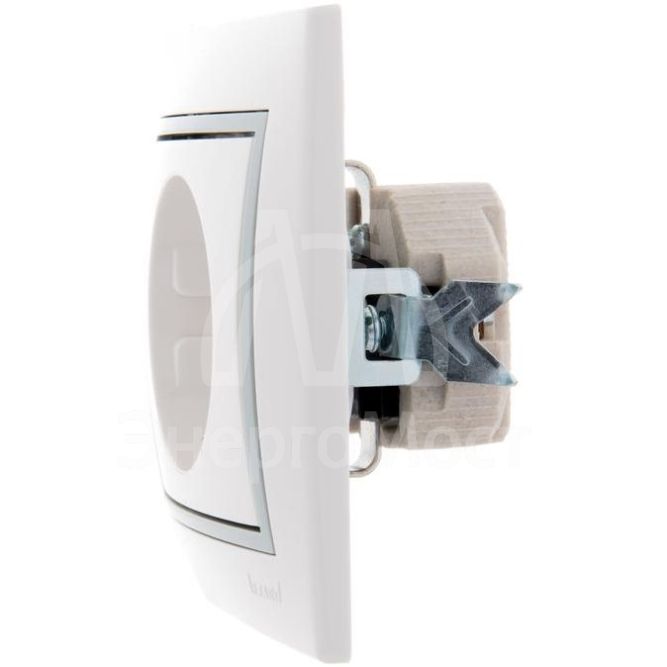 Розетка 1-м СП Мира керам. с заземл. бел./сер. LEZARD 701-0215-122