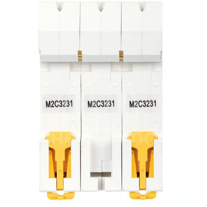 Выключатель автоматический 3п C 32А M10N ARMAT IEK AR-M10N-3-C032