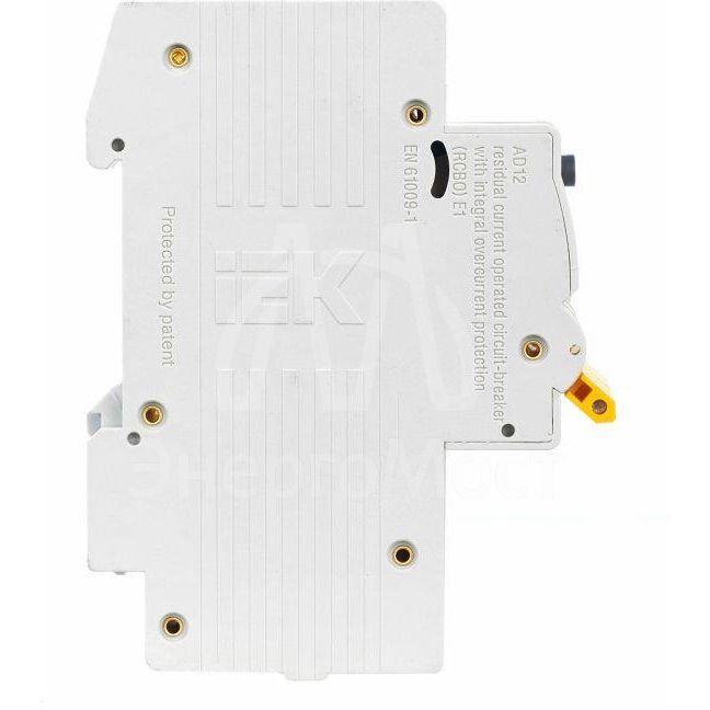 Выключатель автоматический дифференциального тока 2п C 32А 100мА тип AC 4.5кА АД-12 IEK MAD10-2-032-C-100