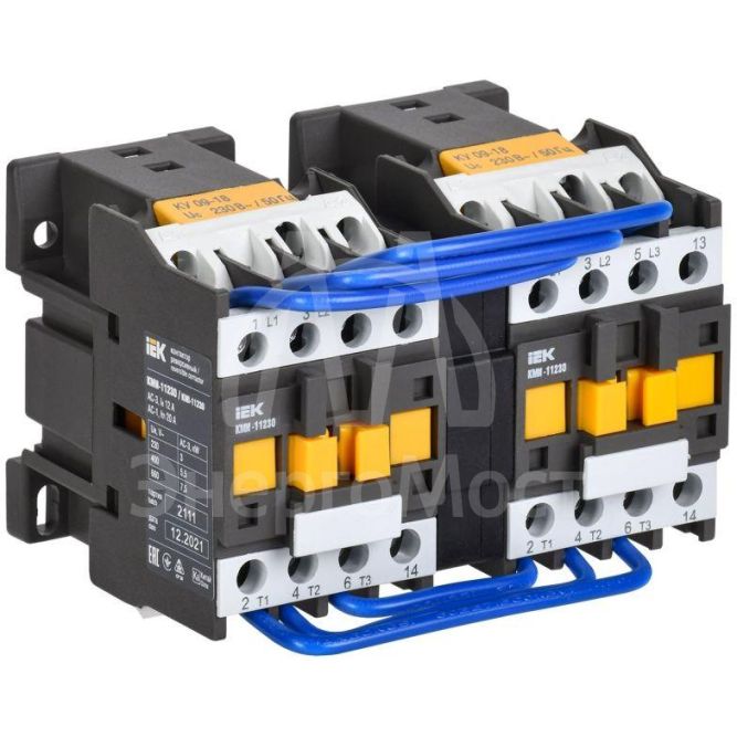Контактор КМИ-11230 реверс 12А 230В/АС3 2НО KARAT IEK KKM13-012-230-20-1