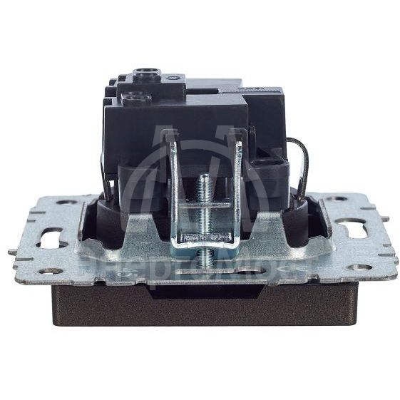 Розетка 1-м СП BRITE РС11-1-0-БрТБ 16А с заземл. без защ. шторки бронза IEK BR-R11-16-K45