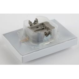 Розетка 2-м СП 16А 250В 2P+E Schuko IP20 с крышкой защ. шторки Plano бел. 1-210-01 Intro Б0053934