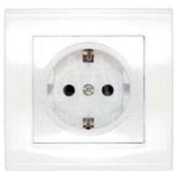 Розетка 1-м СП Бриллиант защ. шторки с заземл. бел. UNIVersal 7947632