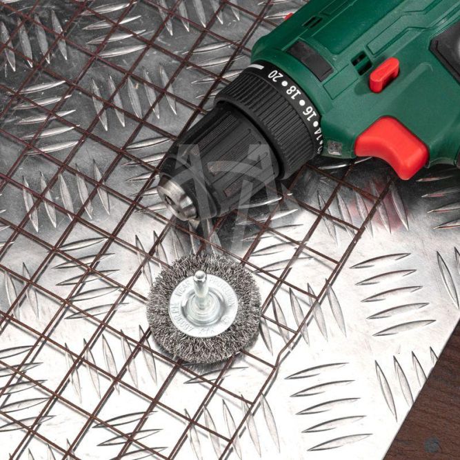 Щетка дисковая для дрели витая стальная проволока 50мм Kranz KR-91-1244