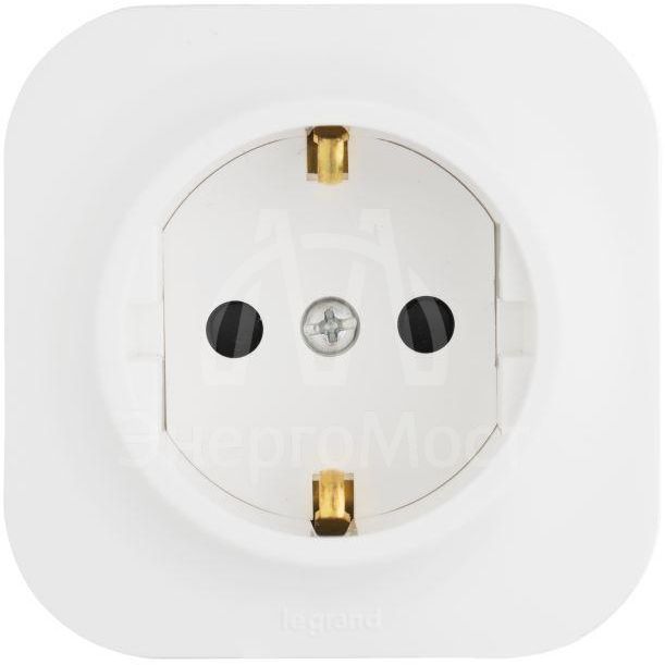 Розетка 1-м ОП Quteo 16А с заземл. бел. Leg 782211