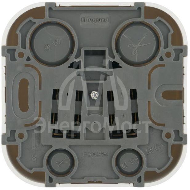 Розетка 1-м ОП Quteo 16А с заземл. бел. Leg 782211