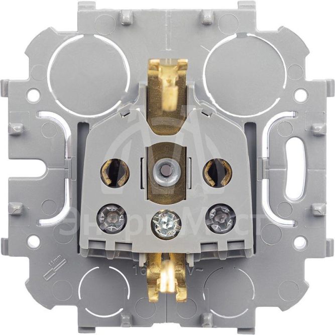 Розетка 1-м ОП Quteo 16А с заземл. бел. Leg 782211