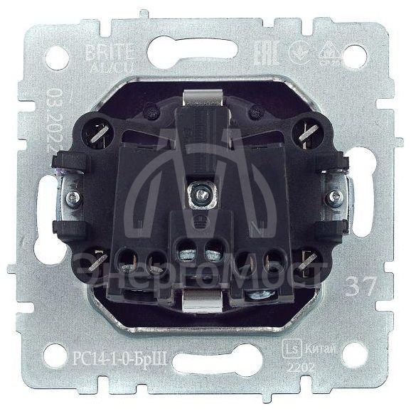 Розетка BRITE РС14-1-0-БрШ 16А с заземл. защ. шторки шампань IEK BR-R14-16-K37