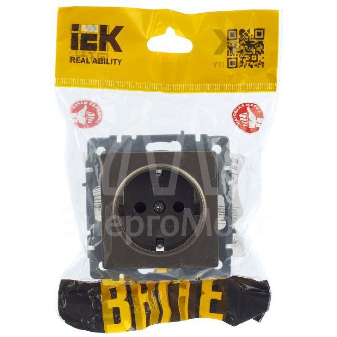 Розетка BRITE РС14-1-0-БрШ 16А с заземл. защ. шторки шампань IEK BR-R14-16-K37