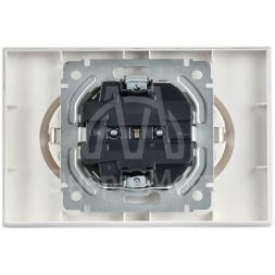 Розетка 2-м СП BRITE РСш12-3-БрАБ 16А в сборе с заземл. защ. шторки арктич. бел. IEK BR-R24-16-K91-F