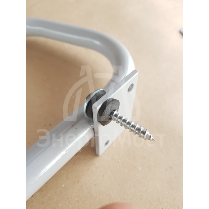 Натяжитель троса ската молниезащиты 