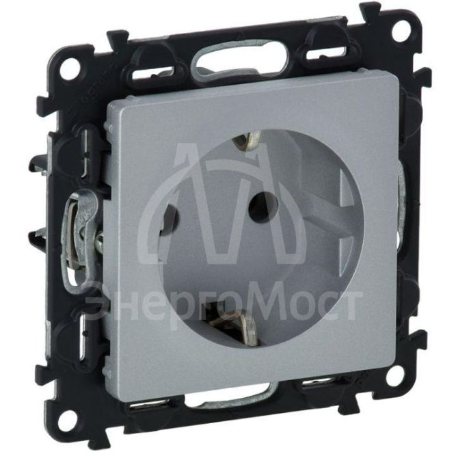 Механизм розетки 1-м СП Valena Life 16А IP20 250В 2P+E защ. шторки винт. клеммы с лицев. панелью алюм. Leg 753624
