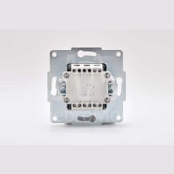 Механизм выключателя 3-кл. 1п СП Karina 10А IP20 крем. LEZARD 707-0388-109