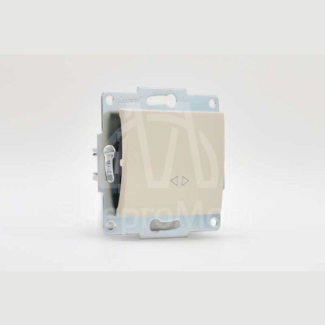 Механизм выключателя промежуточного 1-кл. 2п СП Karina 10А IP20 крем. LEZARD 707-0388-107
