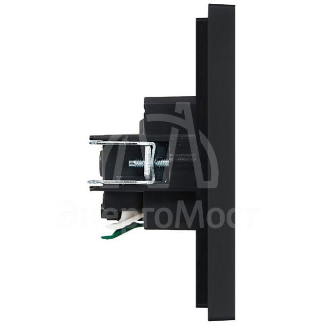 Розетка СП FORTE&amp;amp;PIANO FP113 16А с заземл. защ. шторки безвинт. крепл. черн. IEK FP-R14-16-1-K02