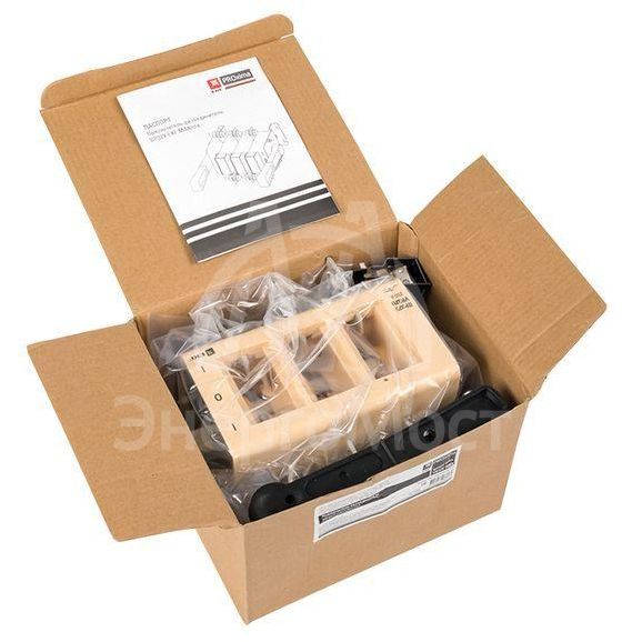 Выключатель-разъединитель ВР32У-35B71250 250А 2 напр. с дугогасит. камерами съемная лев./прав. рукоятка MAXima EKF uvr32-35b71250