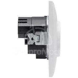 Розетка 1-м СП Валенсия 16А IP20 с заземл. защ. шторки с 2-мя заряд. устройствами USB 2.1А бел. PROxima EKF EWR16-028-10-2USB