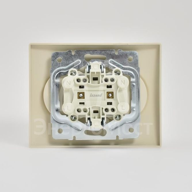 Розетка 2-м СП KARINA 16А IP20 без заземл. термопласт крем. LEZARD 707-0300-128B